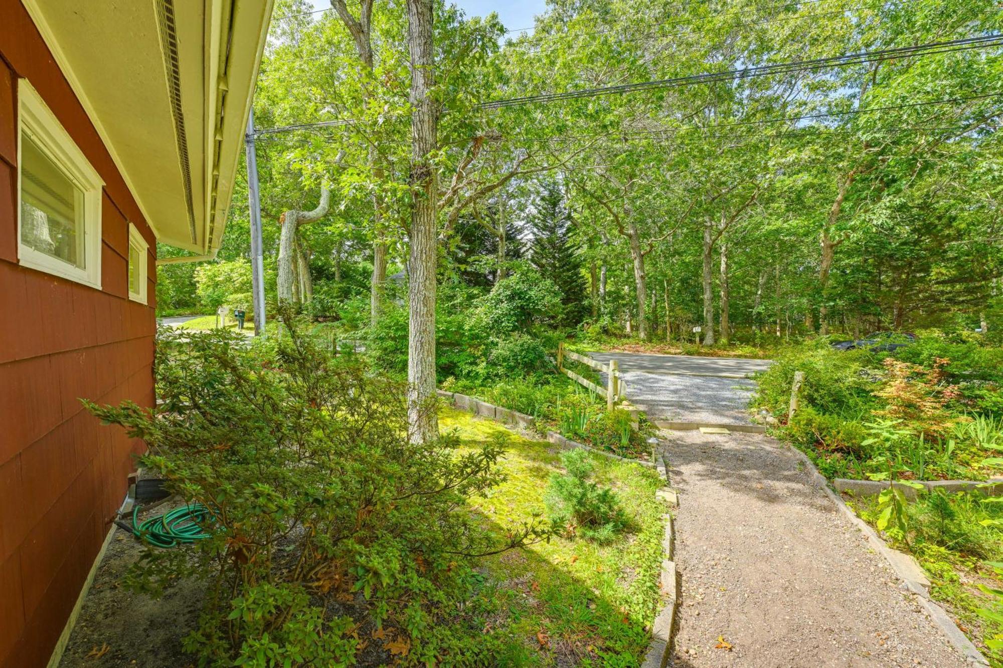 Home In Long Island Wine Country - Walk To Beach! Cutchogue Екстер'єр фото