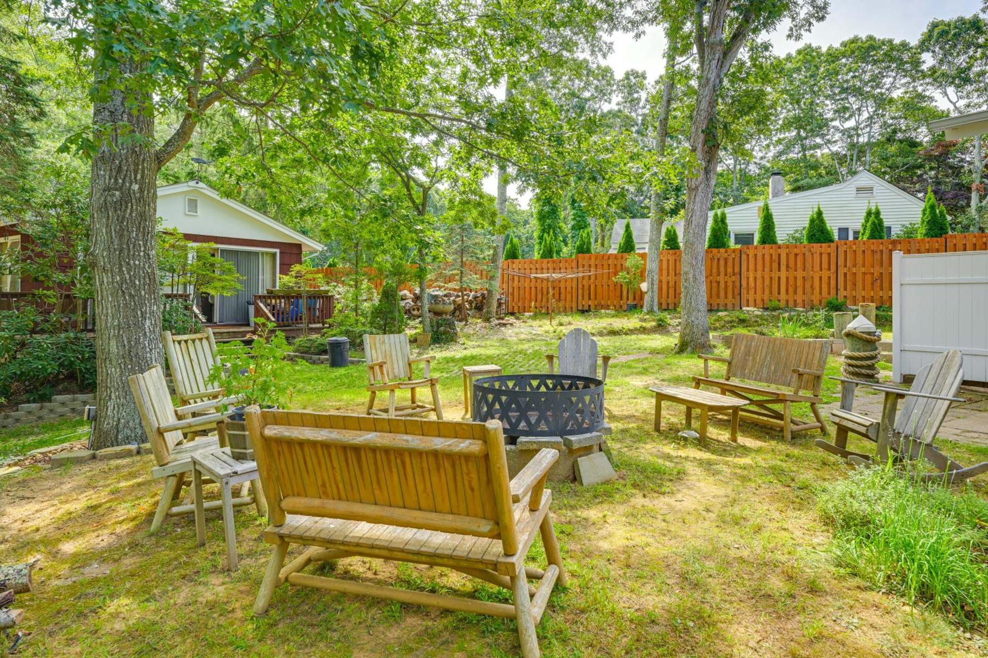 Home In Long Island Wine Country - Walk To Beach! Cutchogue Екстер'єр фото